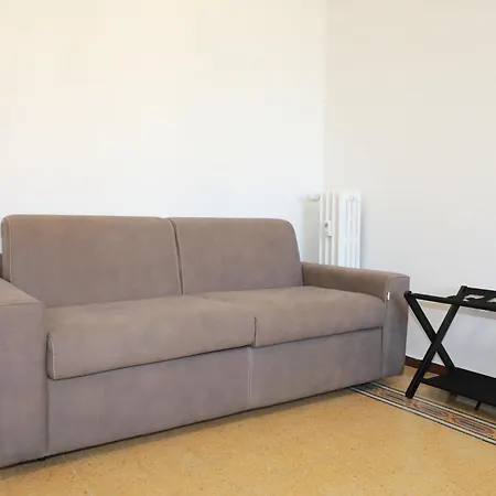 Unique Bologna Bed and Breakfast 4*