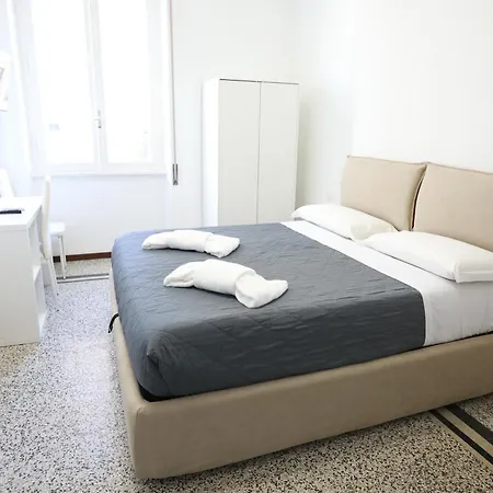 Unique Bologna 4* רומא