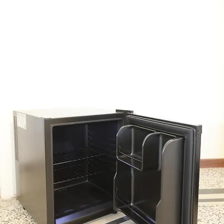 Unique Bologna רומא