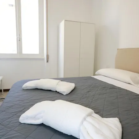 Unique Bologna 4* רומא