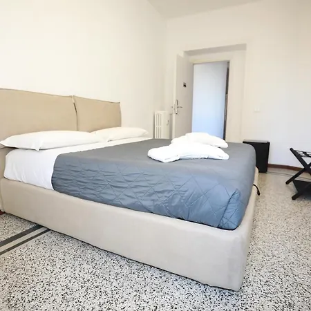 לינה וארוחת בוקר Unique Bologna